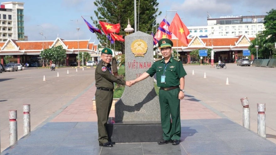 Exchange programme fosters Vietnamese, Cambodian young border guard officers’ ties